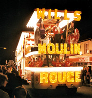 Moulin Rouge - Wills CC