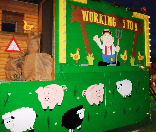 Working 5 to 9 – Wells and Glastonbury Young Farmers CC