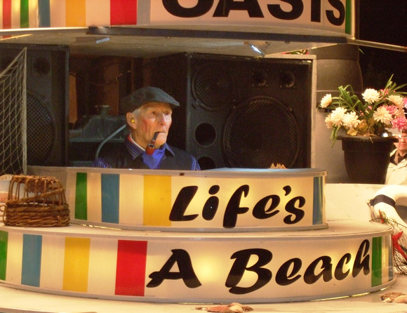 Life's a Beach – Oasis CC