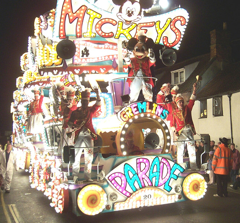 Mickeys Parade - Gremlins CC
