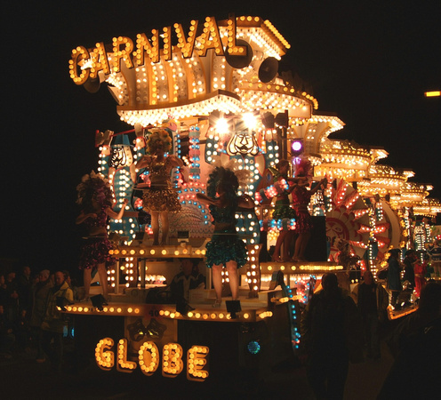 Carnival - Globe CC