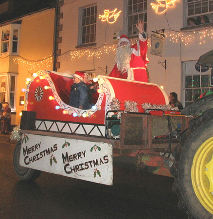 Santa - Crewkerne Carnival Committee
